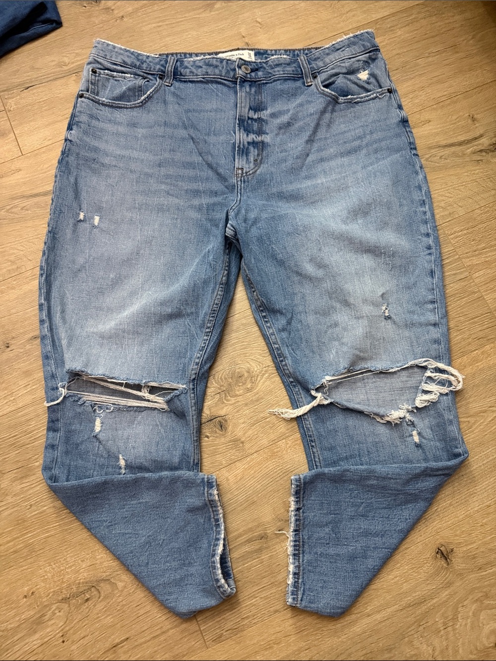 A&F curve love high rise skinny jeans